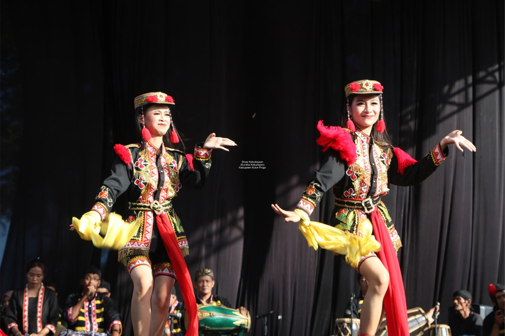 Tari Angguk